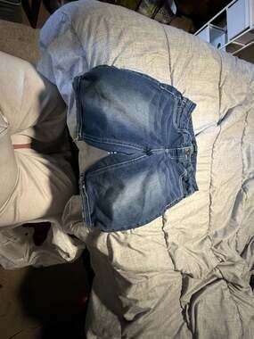 Squeeze Women's Dark Denim Jean Shorts Size 12